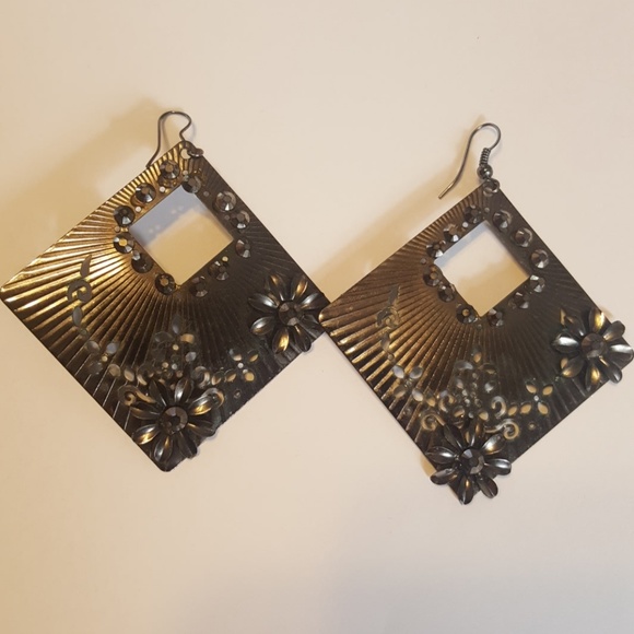 Diamond silver drop earrings - Picture 2 of 8